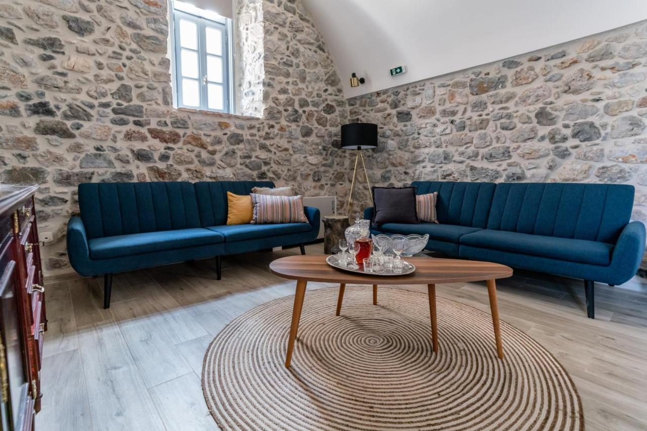 Englezena'S Guesthouse Leonídion Zewnętrze zdjęcie
